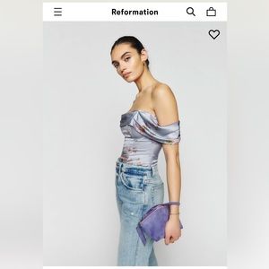 Brand New Reformation Lux Silk Top in Melba in size 4